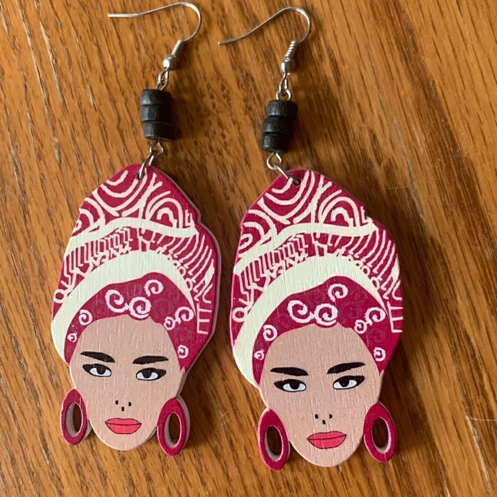 Pierced Earrings Exaggerated Fishhook Wood Lightweight Earrings Exotic Woman